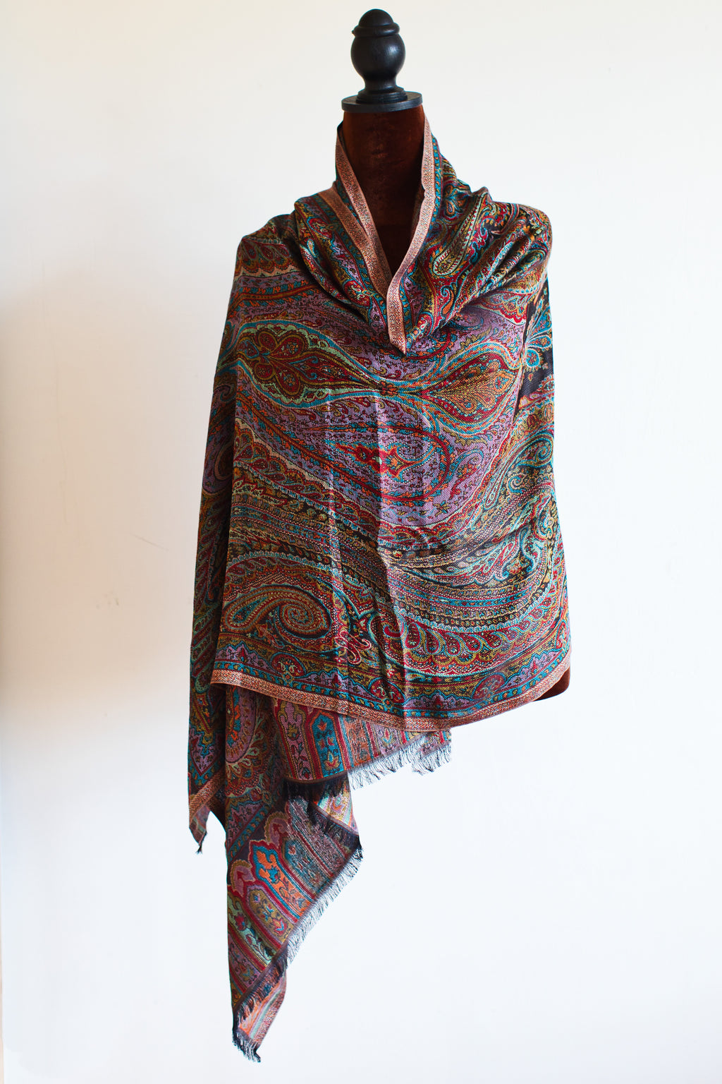 Extra Fine wool Bamboo Stole with Ethnic Weave Design