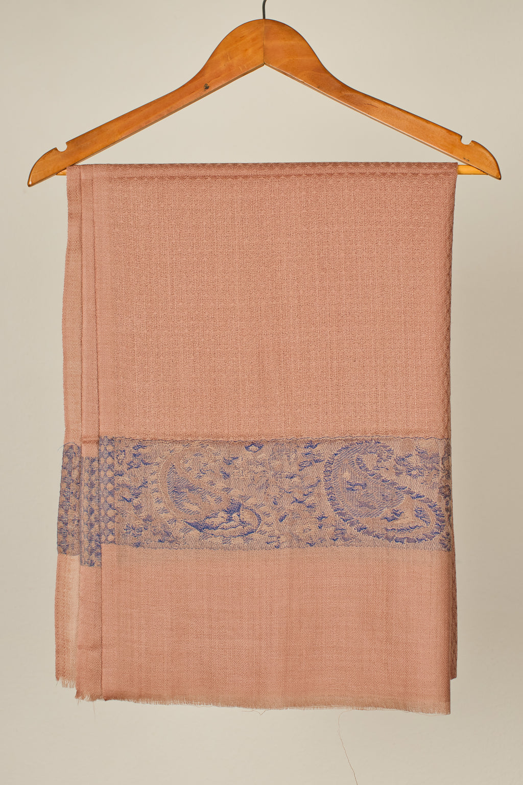 Fine Ladakh Wool Stole – Soft, Warm & Stylish for Hijab Wrapping